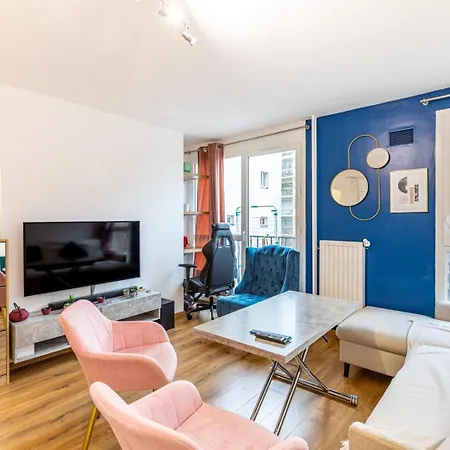 Guestready - Chic Near Passerelle Bichat *