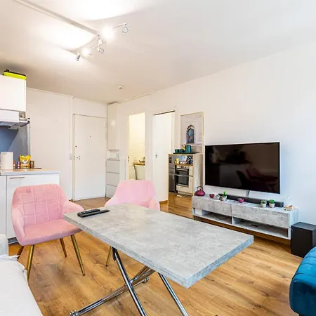 Guestready - Chic Near Passerelle Bichat Apartment *