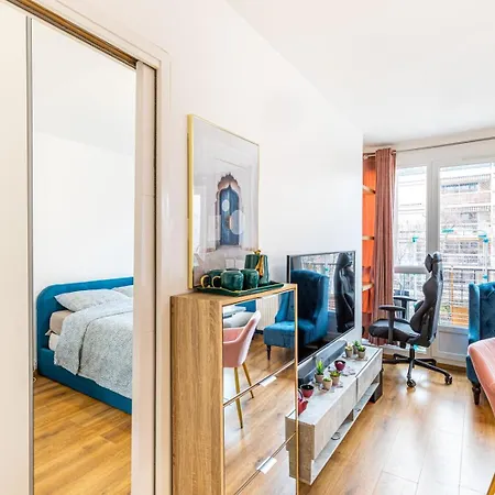 Guestready - Chic Near Passerelle Bichat Apartment *