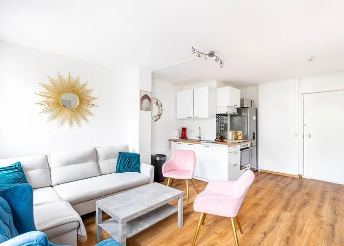 Guestready - Chic Near Passerelle Bichat Paris