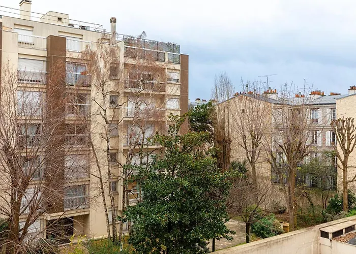 Guestready - Chic Near Passerelle Bichat Париж